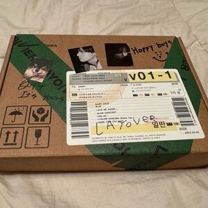 V Layover Album (Green Version)